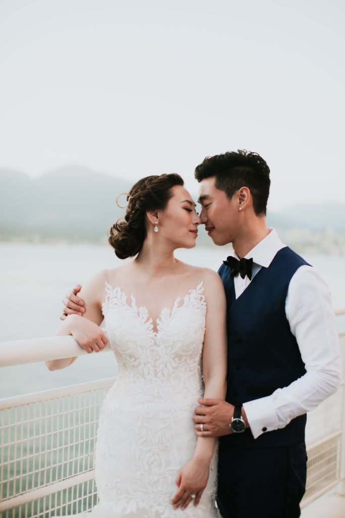 Holly Jonathan Teasers 20 of 20